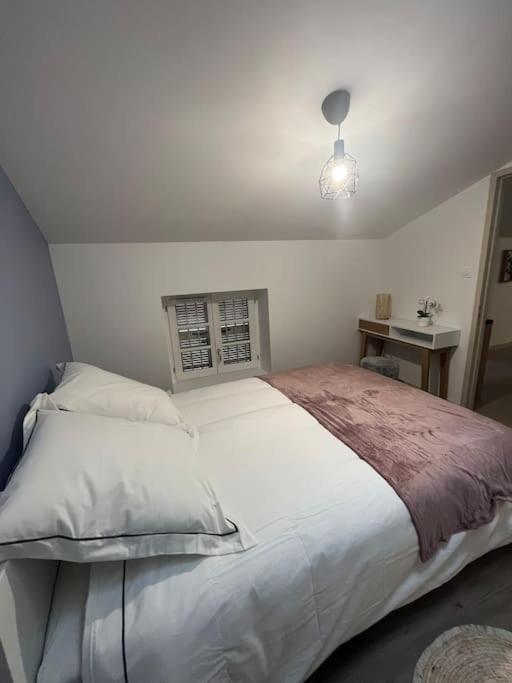 Elegant, 2 Et Terrasse Rofftop Apartment Montelimar